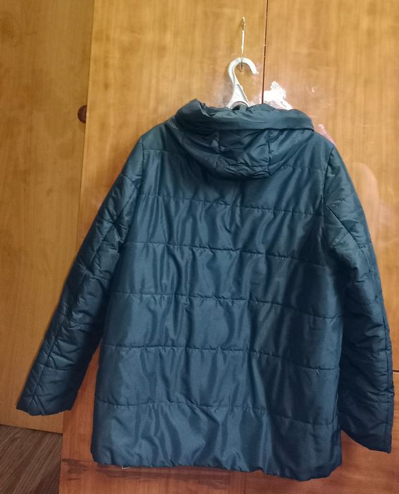 Продам куртки и кофту