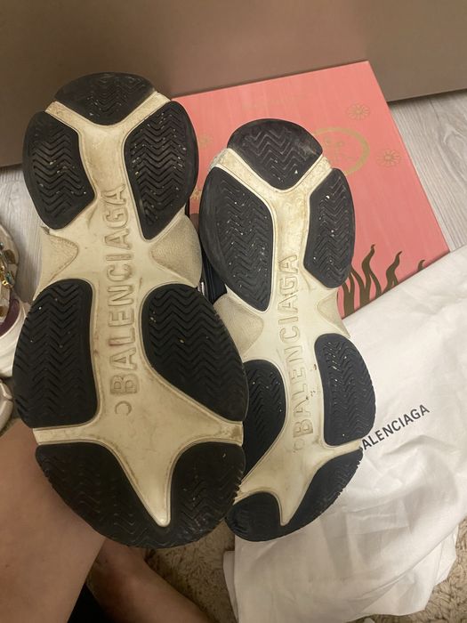 Adidasi balenciaga triple s marime 39