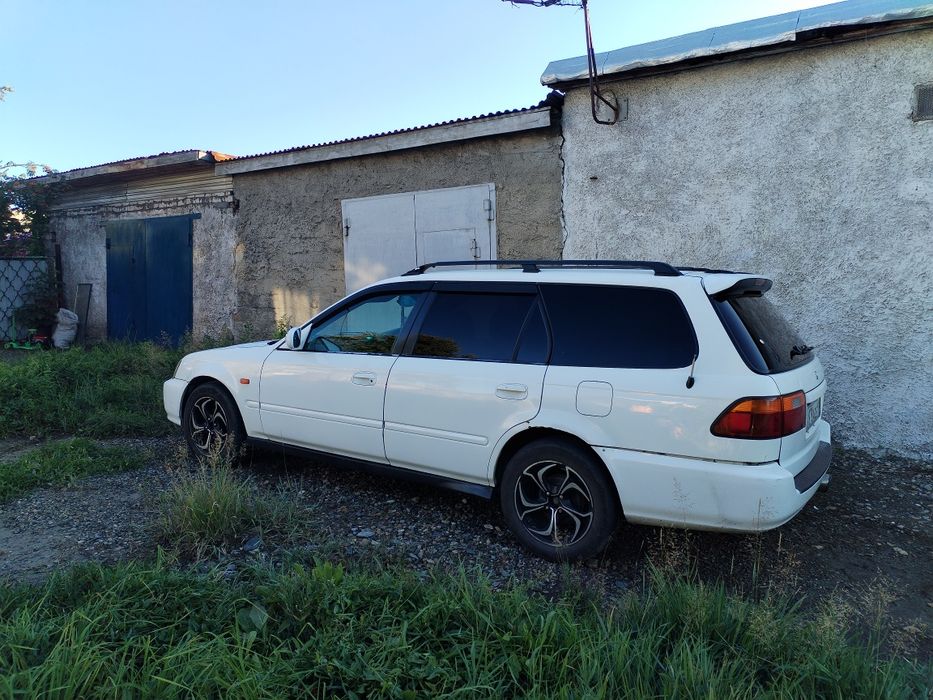 Продам хонду 1999 года