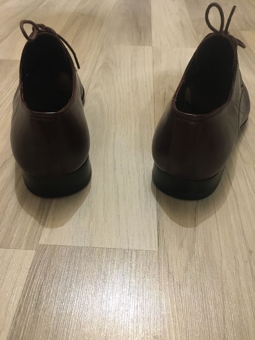 Pantofi  Cacharel din piele naturala  marimea 40