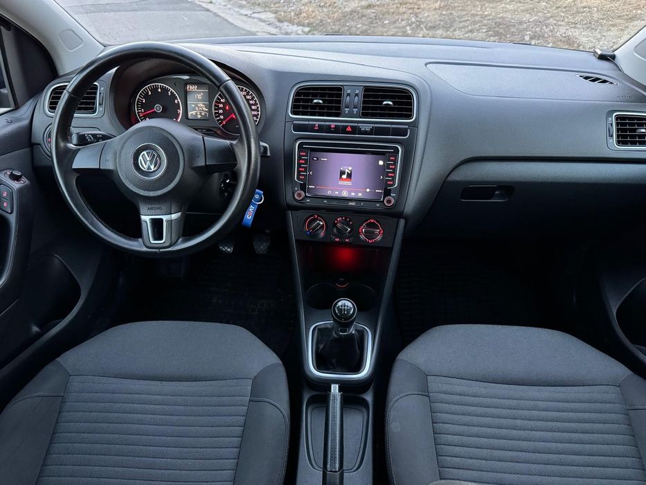 VOLKSWAGEN Polo 2012 — imagine 5