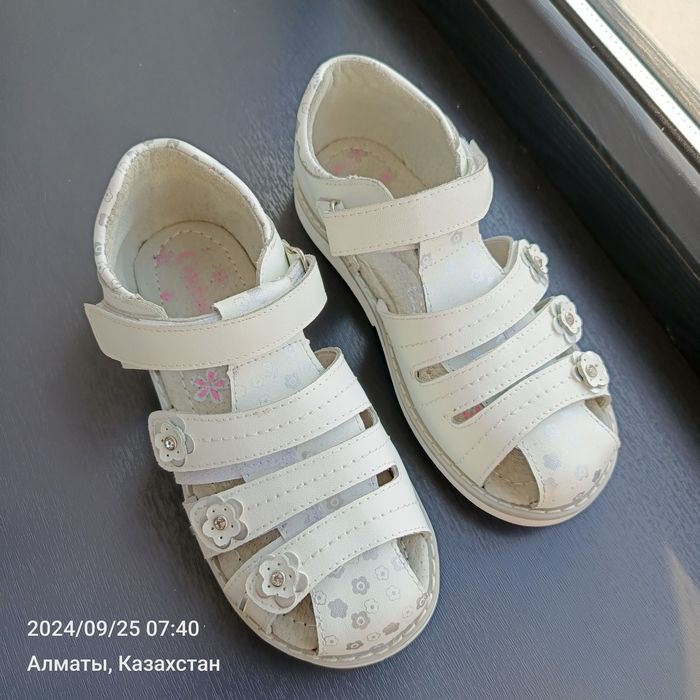 Кожаные сандалии 30р