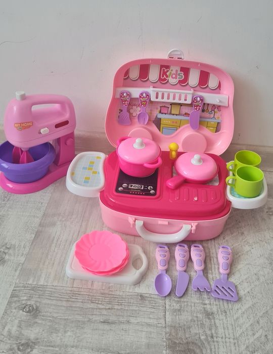 Set bucatarie jucarie mixer + valiza