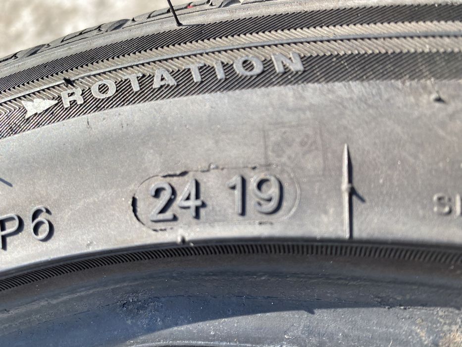 Шины 215/45/18 пара бу шины