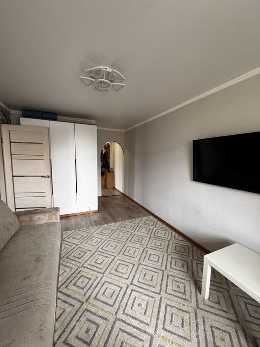 Продам 2комн квартиру Барс-строй