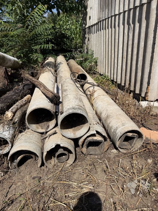 Tuburi din azbest diferite marimi. 25-35 la 3-5 m
