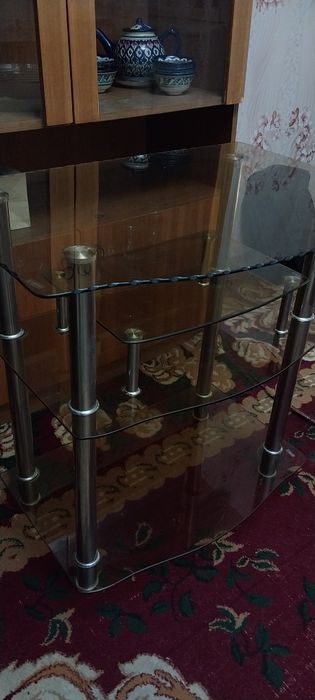 Полка для ТВ Б/у