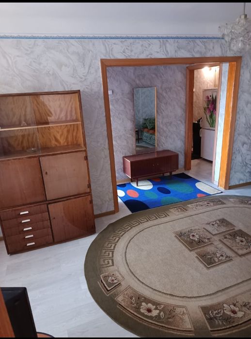 Сдам 2-комн кв на длительный срок!