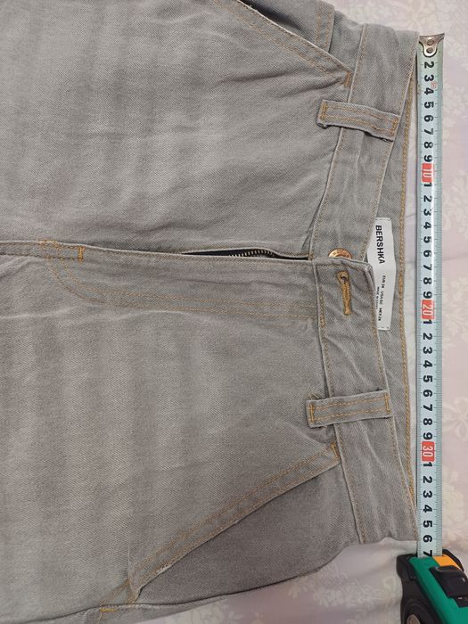 Дънки BERSHKA  РАЗМЕР 34 и 36