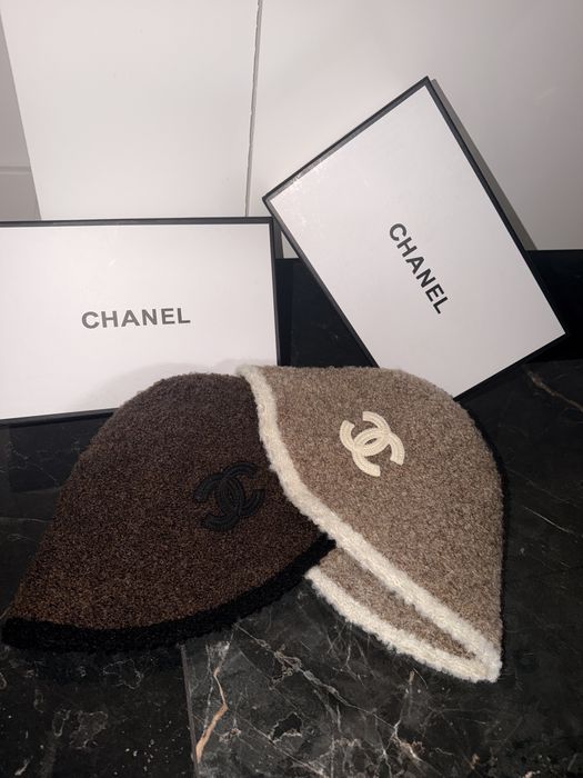 Шапки Chanel, Alexander Wang