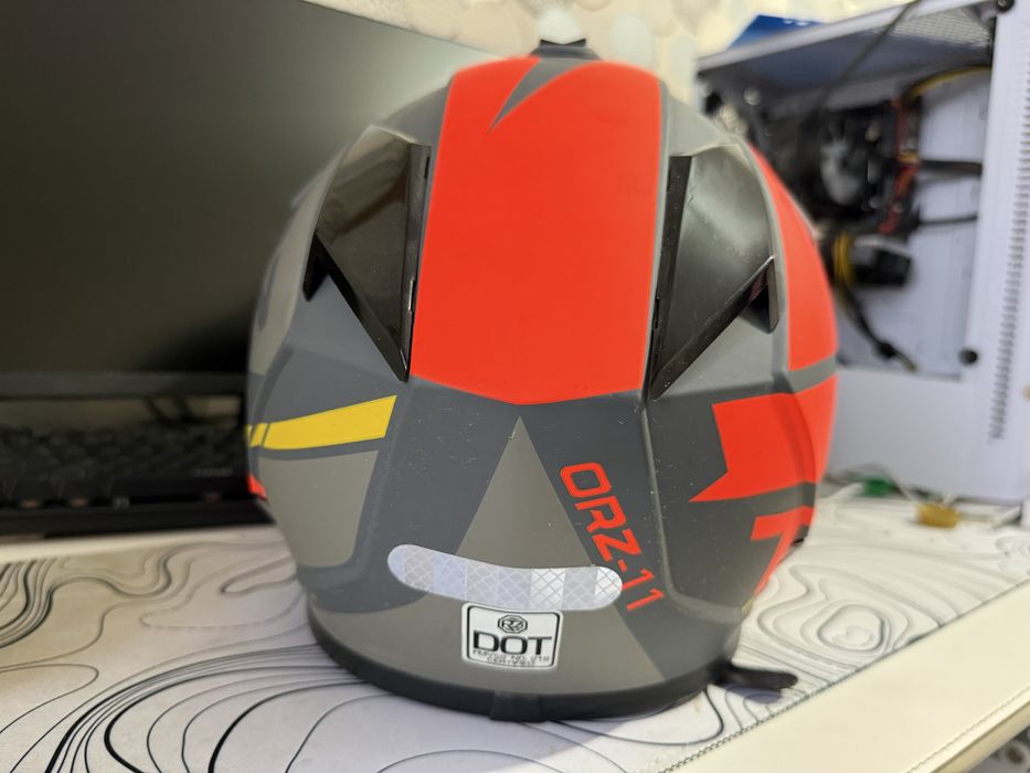 Продаю эндуро шлем