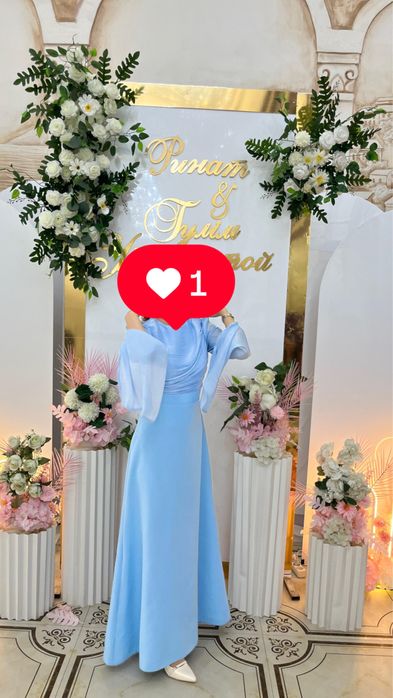 Платья голубой цвет