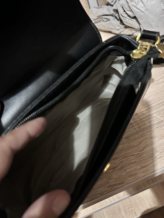 Продам сумочку новую