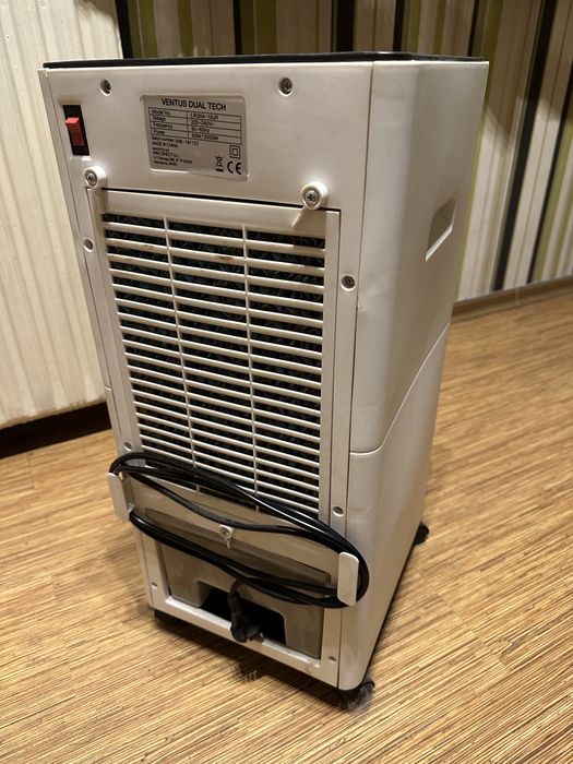 Продавам подвижен уред за охлаждане/отопление