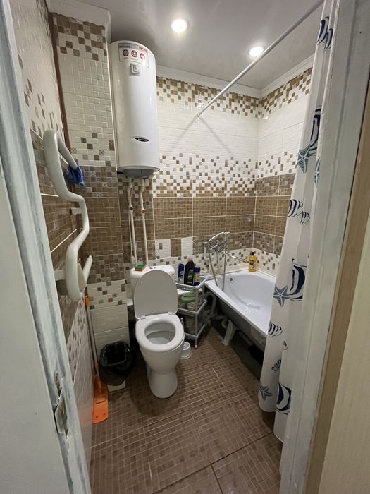 Сдам 1 комн квартиру часы, день/ночь, сутки по М.Жусупа 40 б