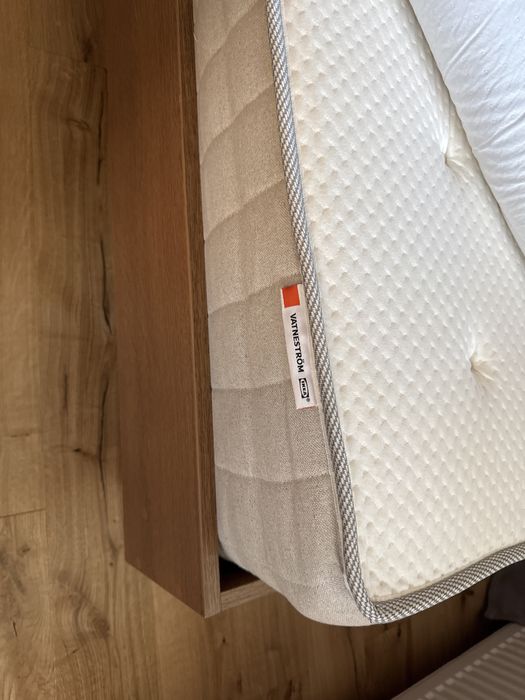 Vand pat cu somiera si saltea ferma ikea VATNESTRÖM