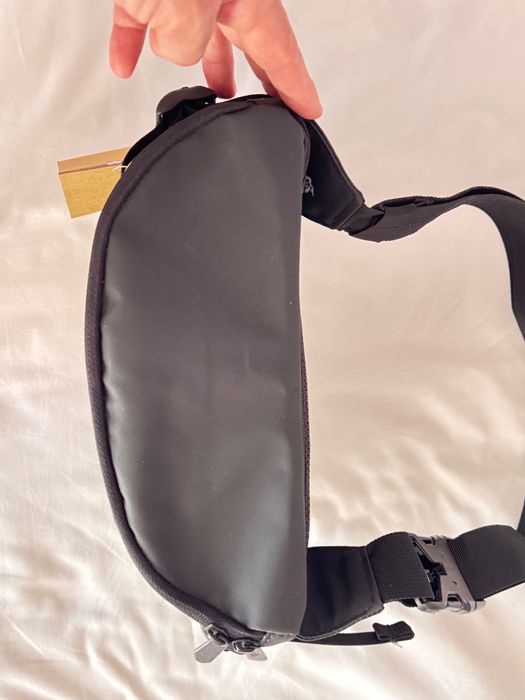 North Face чанта за носене през рамо