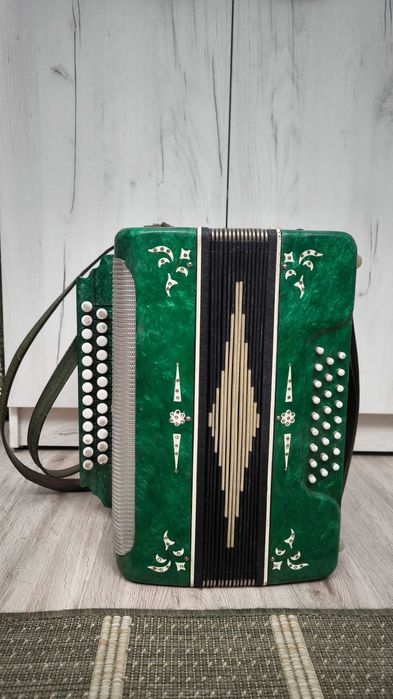 Советская гармонь