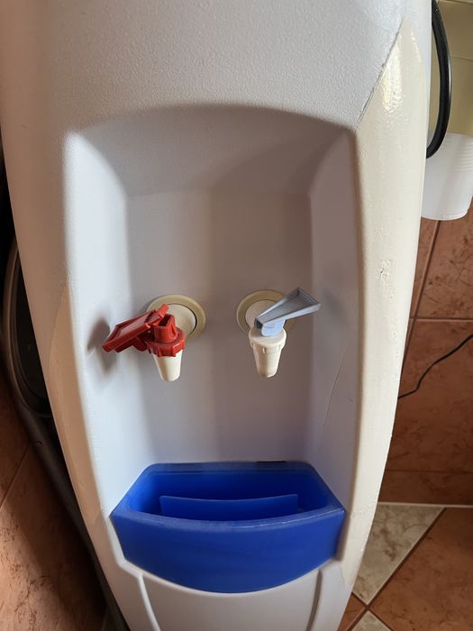 Dozator apa electric podea