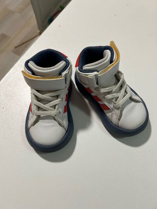 Детски маратонки Adidas Grand court 23 ти номер