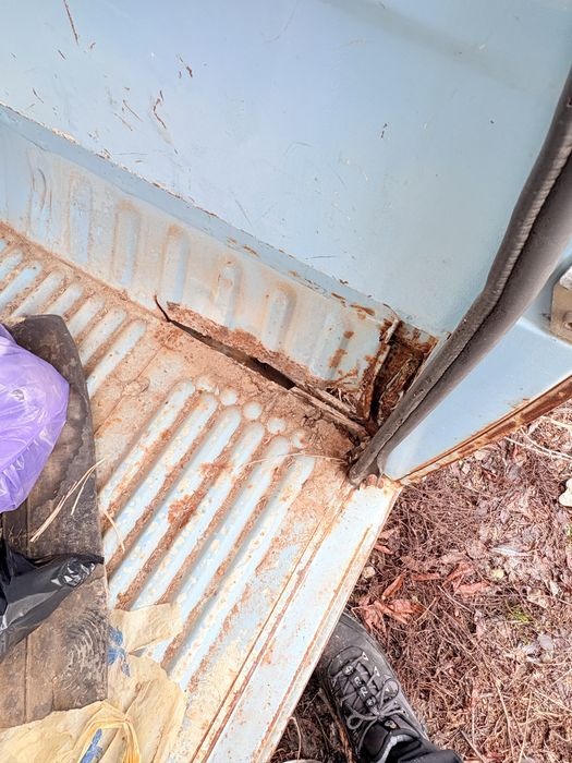 ретро автомобиль barkas b1000