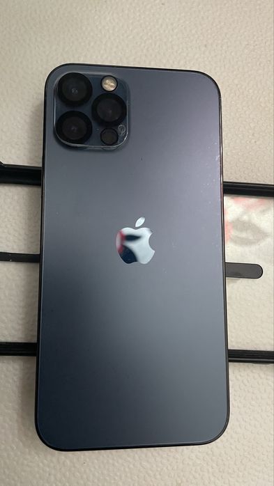 Iphone 12 pro без минус 77акб