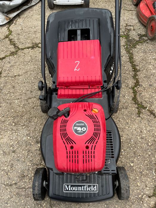 1: Самоходна моторна косачка Mountfield 4.7 hp