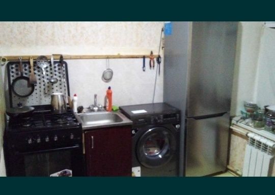 Навои. ПОСУТОЧНО КОМНАТА, в 3-х комнатной квартире.  Ijaraga HONA.