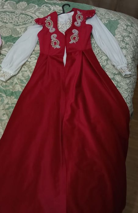 Продаю платья для кыз узату