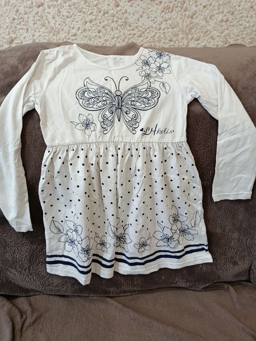 Продам детские платья