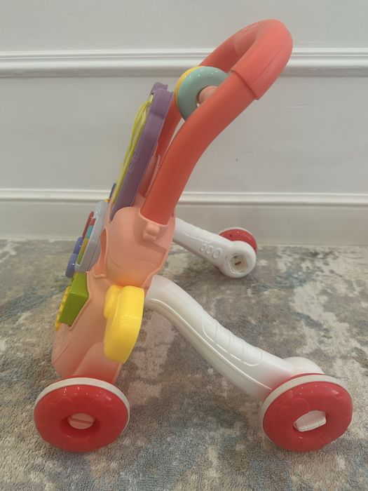 Детскин ходунки для первых шагов