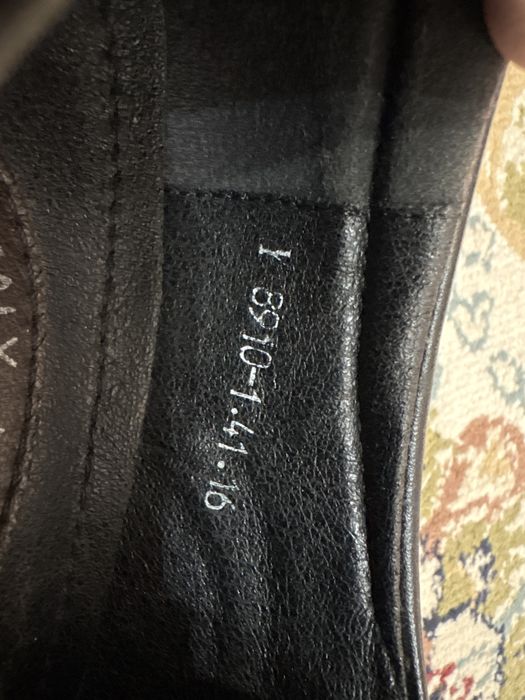 Почти новые туфли