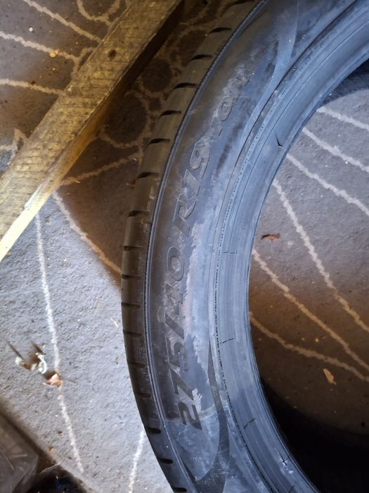 275 40 19 Pirelli DOT 2021 vara runflat NOU
