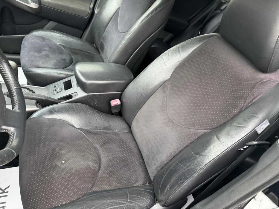 Toyota Rav4 2010г Facelift 2.2 150 кс На Части