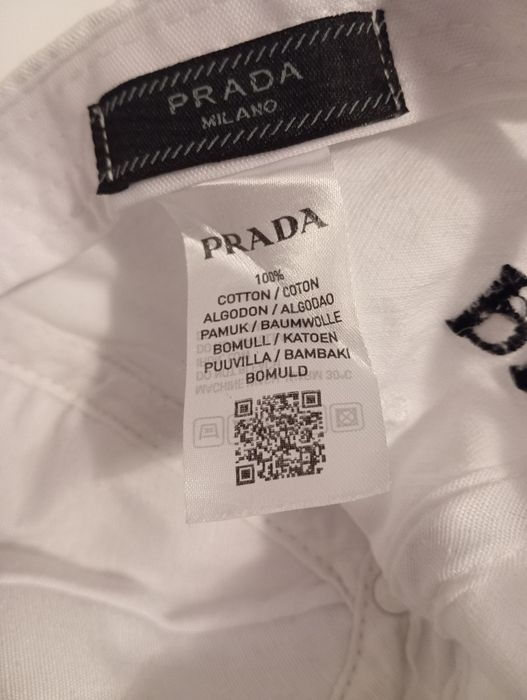 Șapcă Prada originala