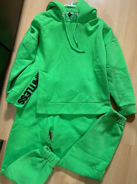 Дамски ватиран екип River Island