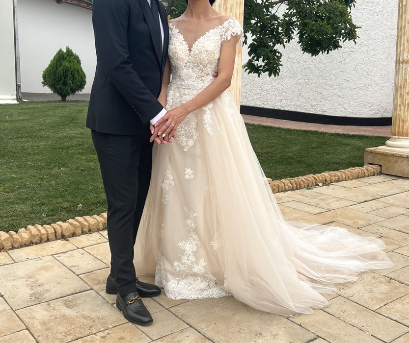 Rochie de mireasa tip sirena