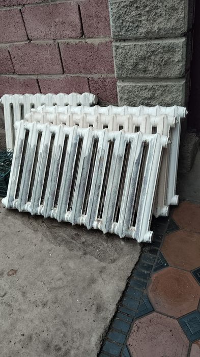 Чугунный батарея