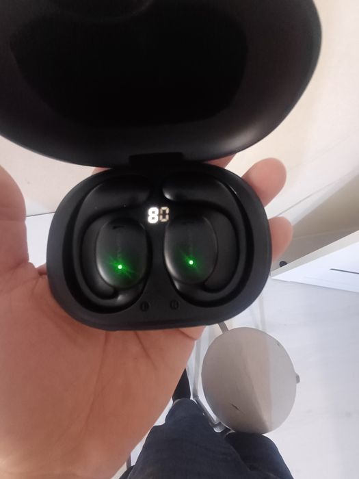 Продам наушники продам