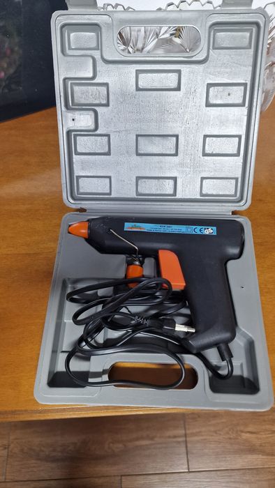 Aparat de lipit cu silicon