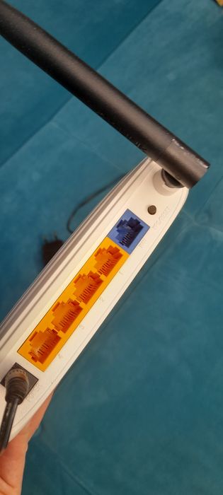 Wi-fi  интернет роутер