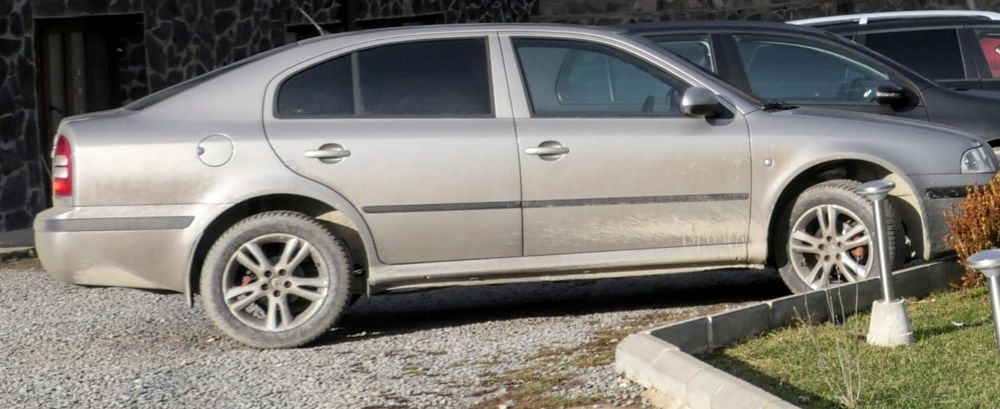 2 seturi Jante fara cauciucuri de vanzare 5x100. Marime pe 16"
