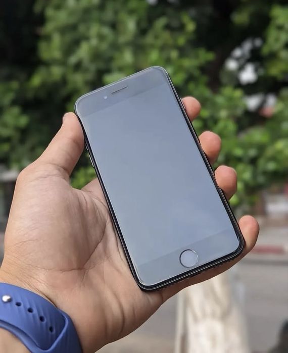 Продам Айфон 8 256gb