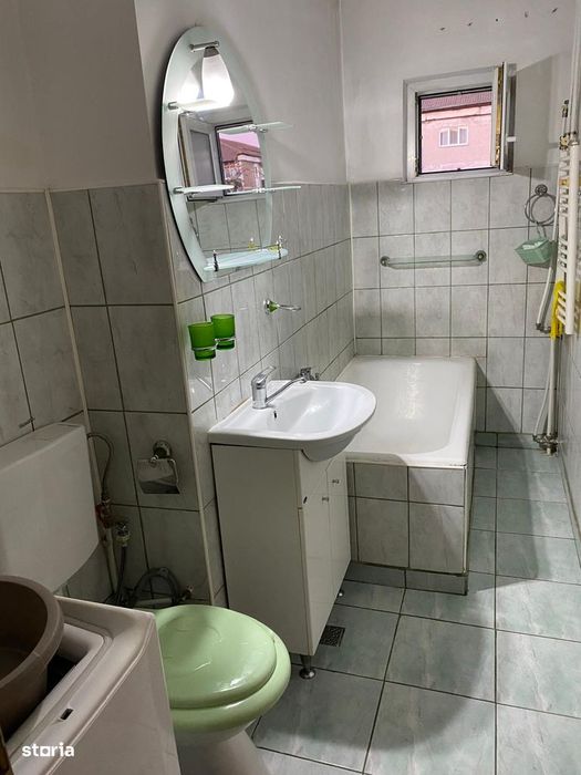 Apartamen cu 2 camere de inchiriat