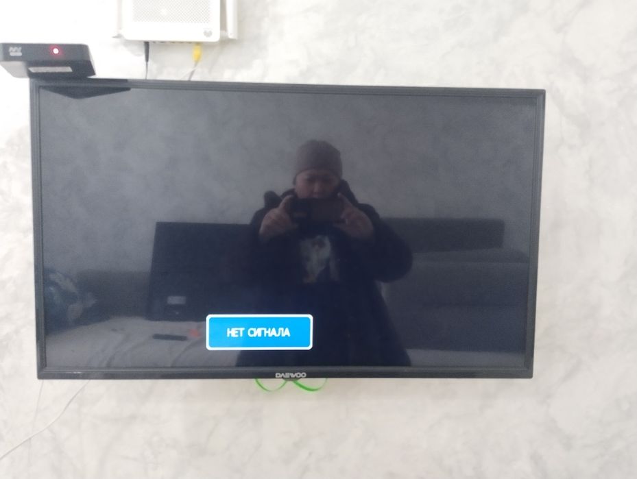 Продаю телевизор Деоо