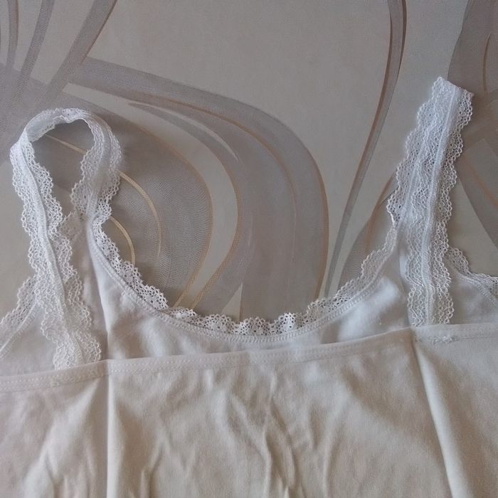 Летние майки Ozkan с кружевом.