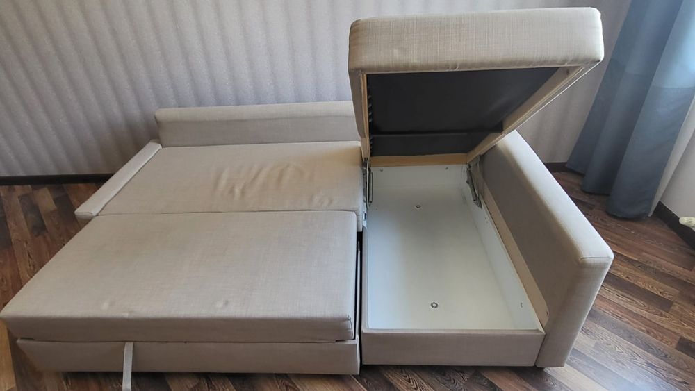 Продается диван.