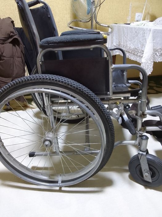 Инвалидная коляска