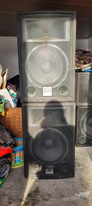 Vând boxe pasive Wharfedale Pro