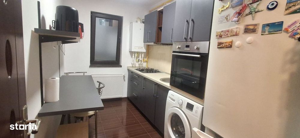 Dimtrie Leonida metrou - sos Berceni - 2 camere decomandat,loc parcare